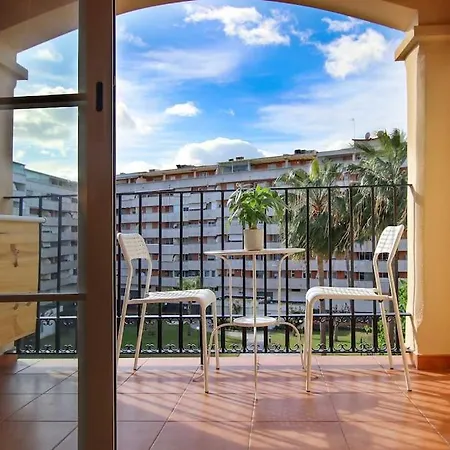 De 1 Centro De * Estepona